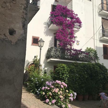 Апартаменти Casa Isabella Loc Turist Br Ліпарі Екстер'єр фото