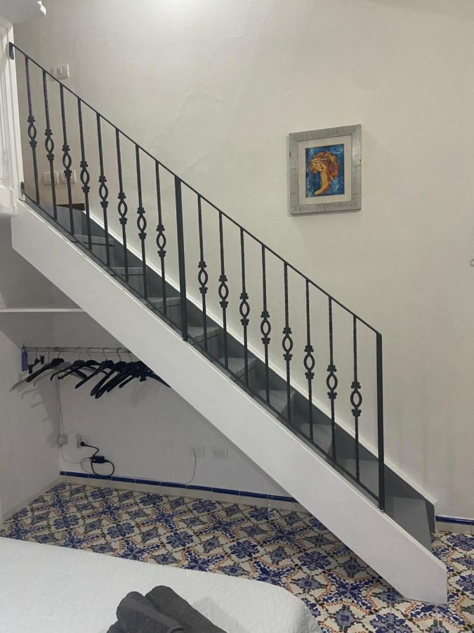 Апартаменти Casa Isabella Loc Turist Br Ліпарі Екстер'єр фото
