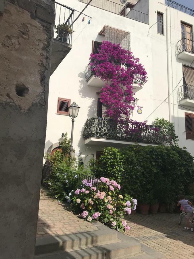 Апартаменти Casa Isabella Loc Turist Br Ліпарі Екстер'єр фото